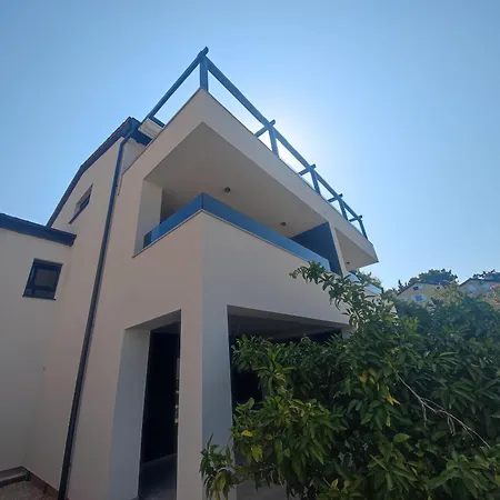 Ante & Ivano Biograd With Pool Apartamento
