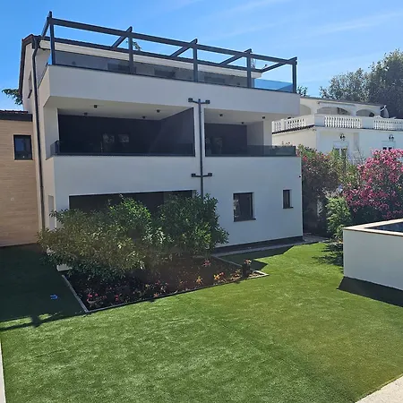 Apartmán Ante & Ivano Biograd With Pool