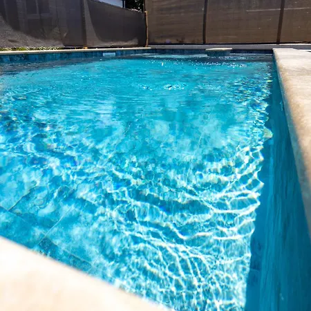 Ante & Ivano Biograd With Pool Apartamento *