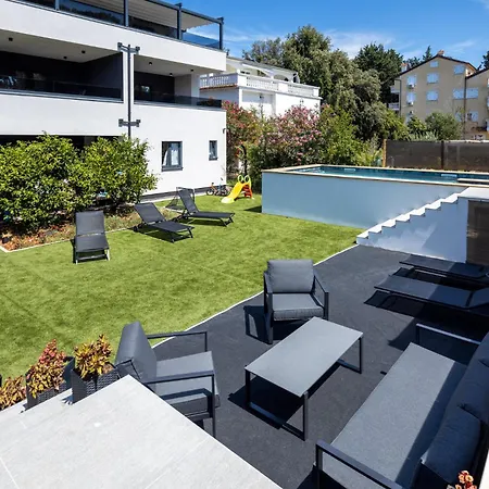 Ante & Ivano Biograd With Pool
