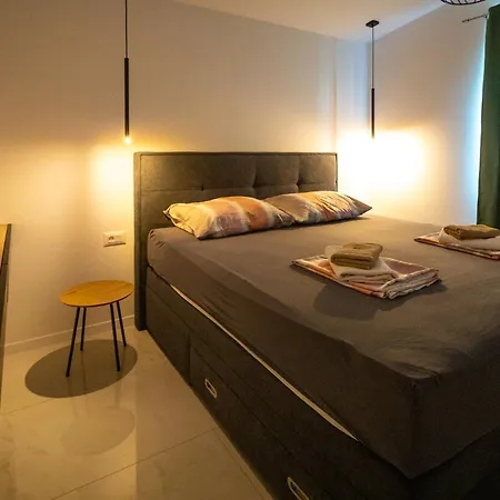 Apartamento Ante & Ivano Biograd With Pool *