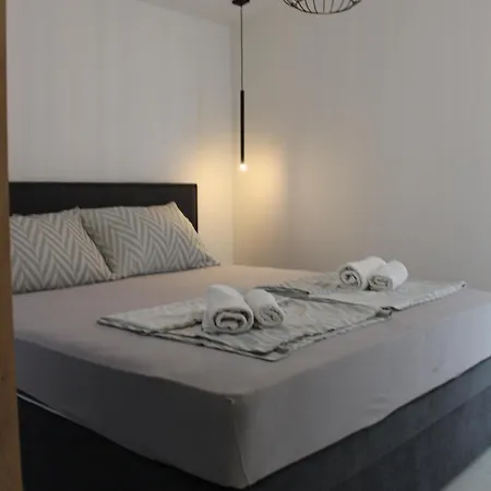 Ante & Ivano Biograd With Pool Appartement
